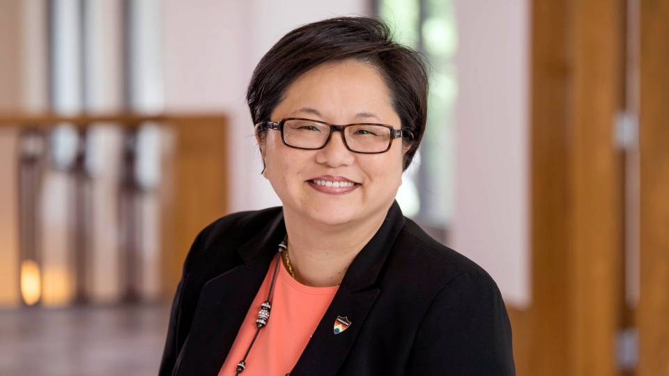 Julie Yun
