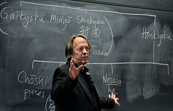 Tom Hare lecturing