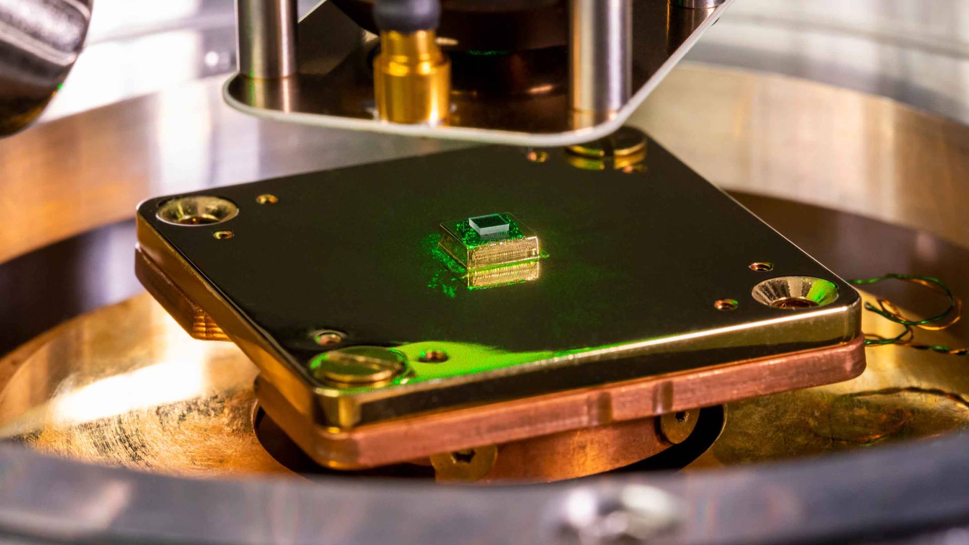 Laser device in the lab